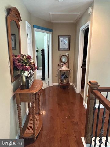 14 ABBOTSFORD DR, Marlton, NJ 08053