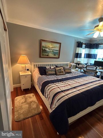 14 ABBOTSFORD DR, Marlton, NJ 08053