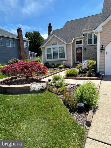 14 ABBOTSFORD DR, Marlton, NJ 08053