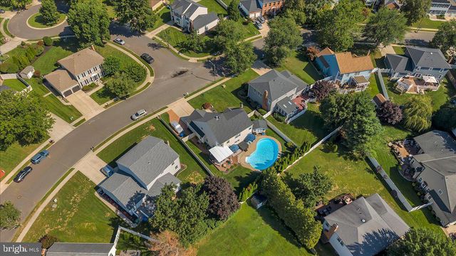 14 ABBOTSFORD DR, Marlton, NJ 08053