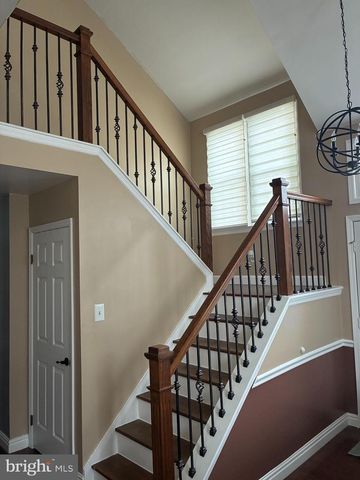 14 ABBOTSFORD DR, Marlton, NJ 08053