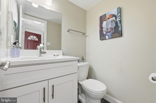 7474 ZANUCK CT, Annandale, VA 22003