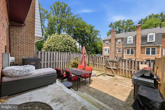 7474 ZANUCK CT, Annandale, VA 22003