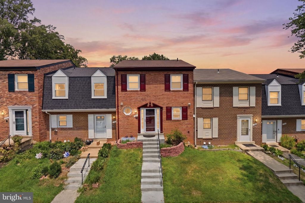 7474 ZANUCK CT, Annandale, VA 22003