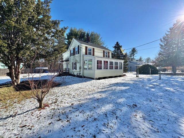 28 Boston Rd, Andover, MA 01810