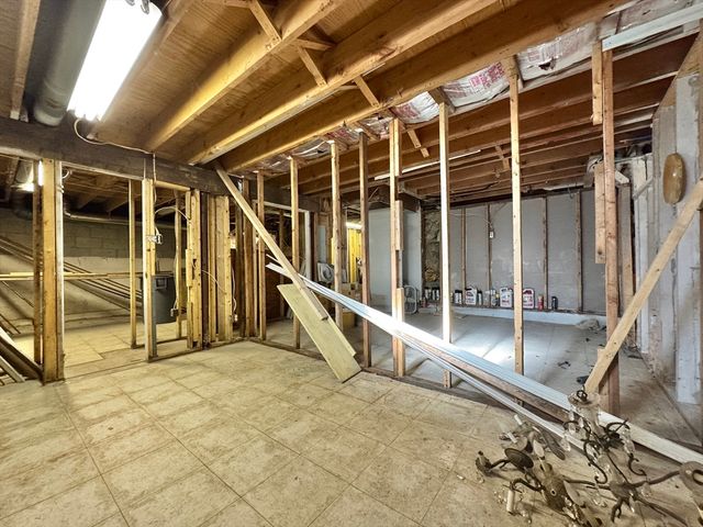 28 Boston Rd, Andover, MA 01810