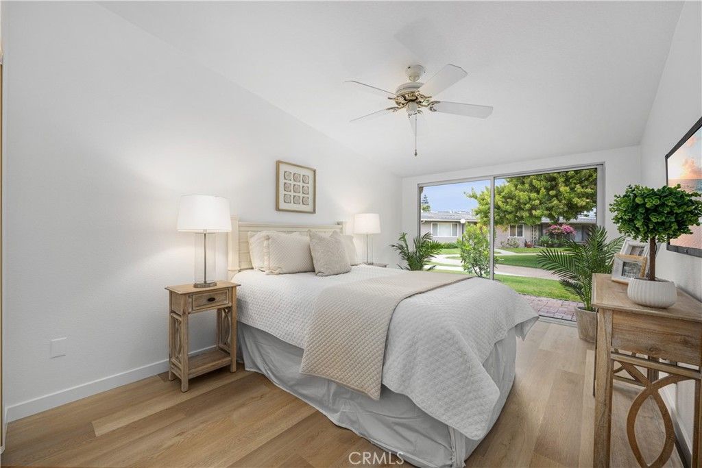 Image 22 of property listing at 1281 Knollwood 44L, Seal Beach, CA 90740
