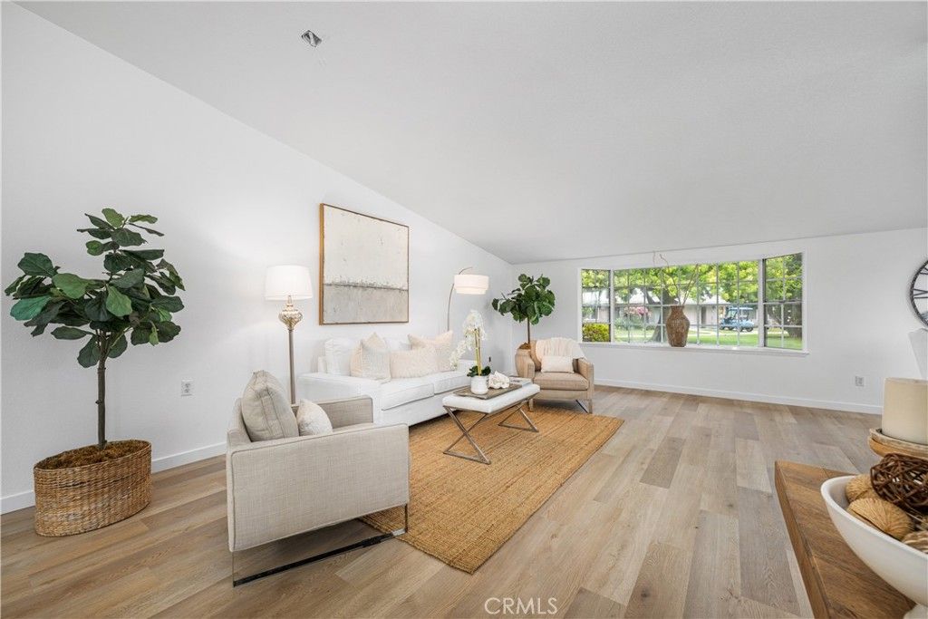 Image 8 of property listing at 1281 Knollwood 44L, Seal Beach, CA 90740