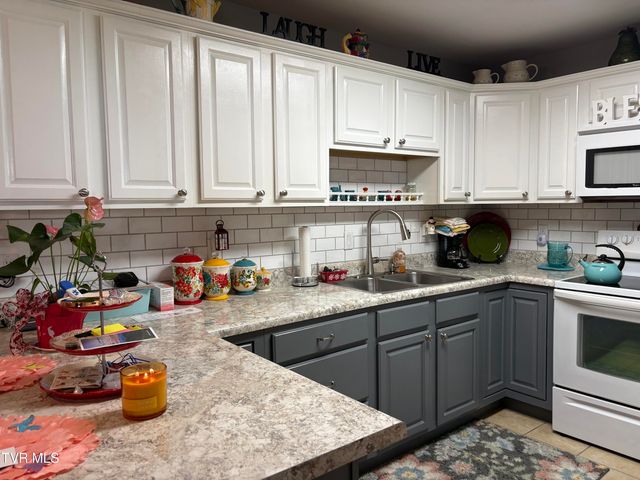 26 Sagewood Court 26, Jonesborough, TN 37659