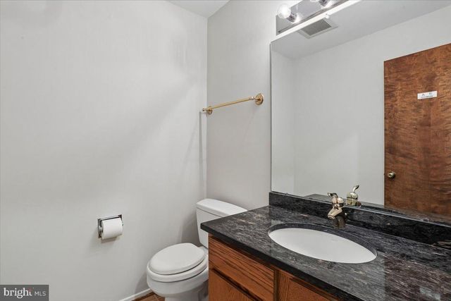 8026 CYPRESS GROVE LN, Cabin John, MD 20818