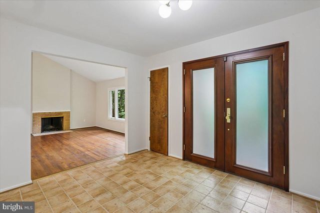 8026 CYPRESS GROVE LN, Cabin John, MD 20818