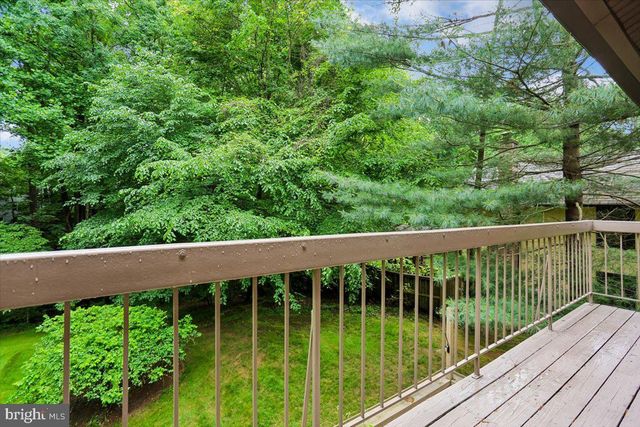 8026 CYPRESS GROVE LN, Cabin John, MD 20818