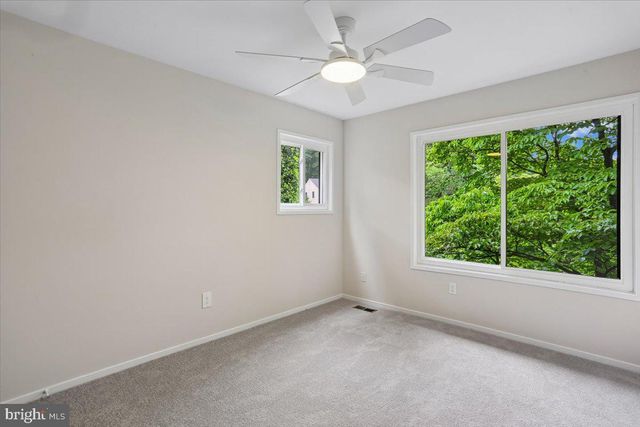 8026 CYPRESS GROVE LN, Cabin John, MD 20818