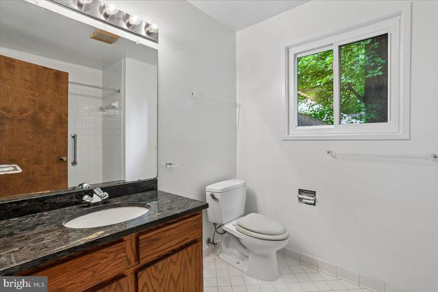 8026 CYPRESS GROVE LN, Cabin John, MD 20818