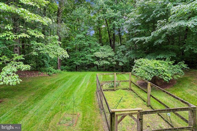 8026 CYPRESS GROVE LN, Cabin John, MD 20818
