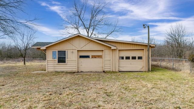 866 STATE HIGHWAY 24, Campbell, TX 75422