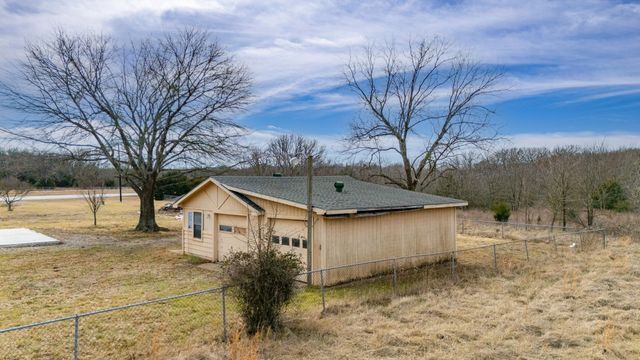 866 STATE HIGHWAY 24, Campbell, TX 75422