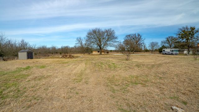 866 STATE HIGHWAY 24, Campbell, TX 75422