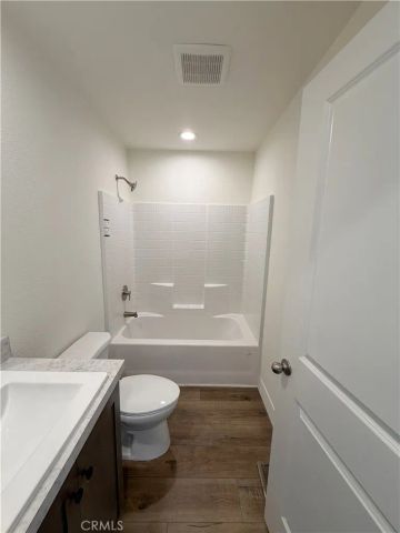 16860 Slover 67, Fontana, CA 92337