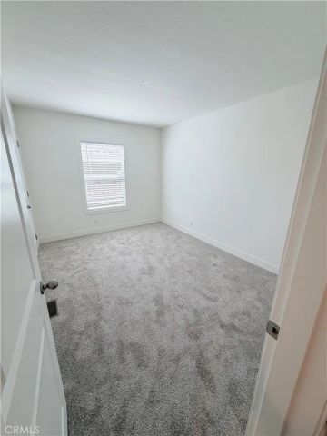 16860 Slover 67, Fontana, CA 92337