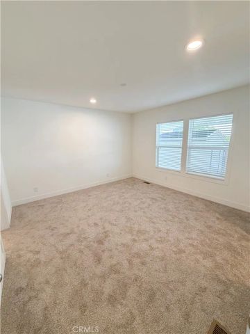 16860 Slover 67, Fontana, CA 92337