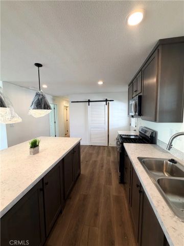 16860 Slover 67, Fontana, CA 92337