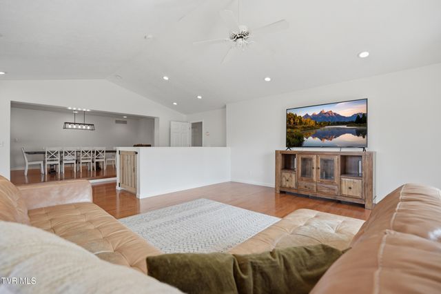 2125 Heatherly Road, Kingsport, TN 37660