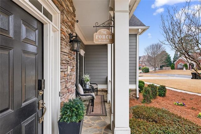 4023 Lost Oak Drive, Buford, GA 30519