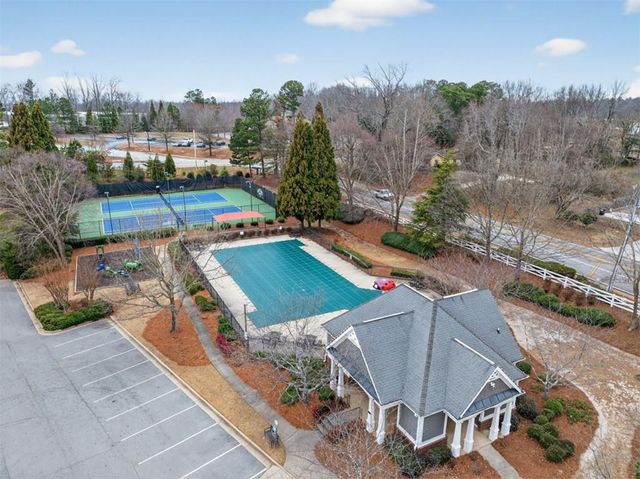 4023 Lost Oak Drive, Buford, GA 30519