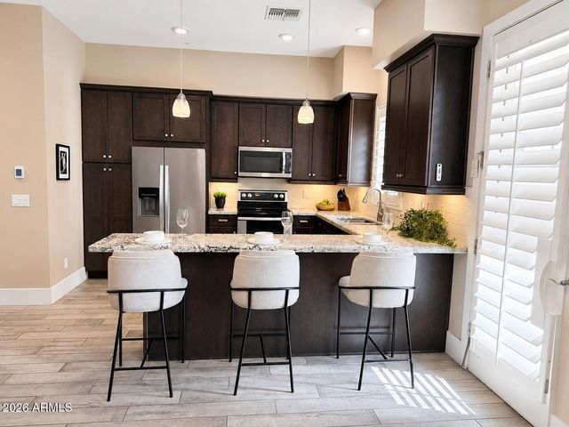 8965 N 8TH Drive, Phoenix, AZ 85021