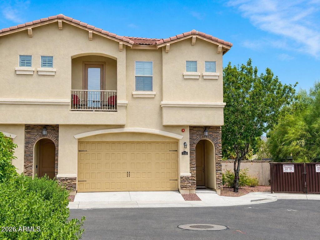 8965 N 8TH Drive, Phoenix, AZ 85021