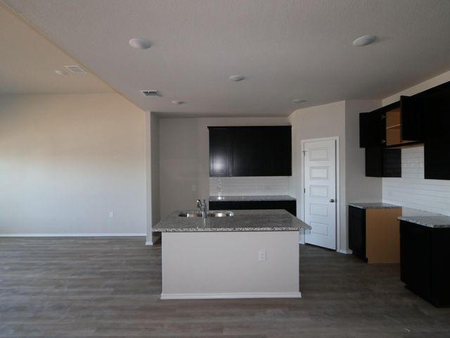 9300 Corvallis DR, Austin, TX 78747