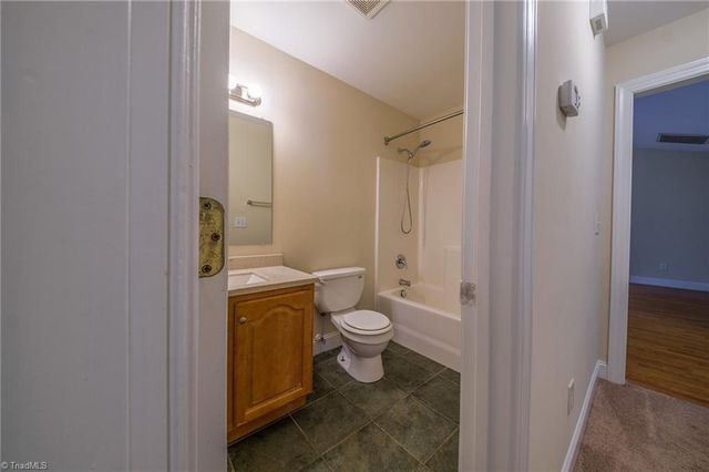 2103 Forest Edge Drive, Greensboro, NC 27406