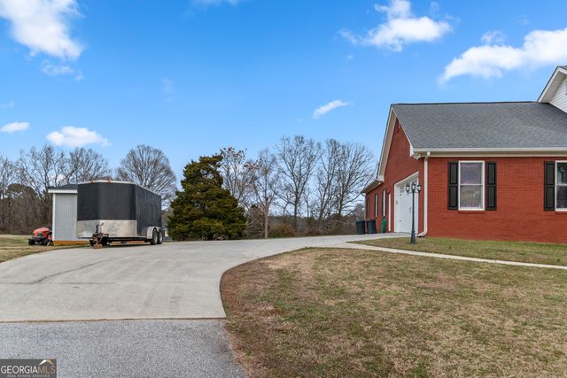 2984 Berry Road, Loganville, GA 30052