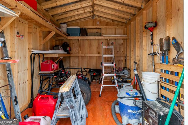 2984 Berry Road, Loganville, GA 30052