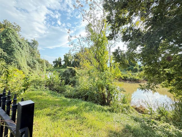 13522 Schumann Trail, Sugar Land, TX 77498