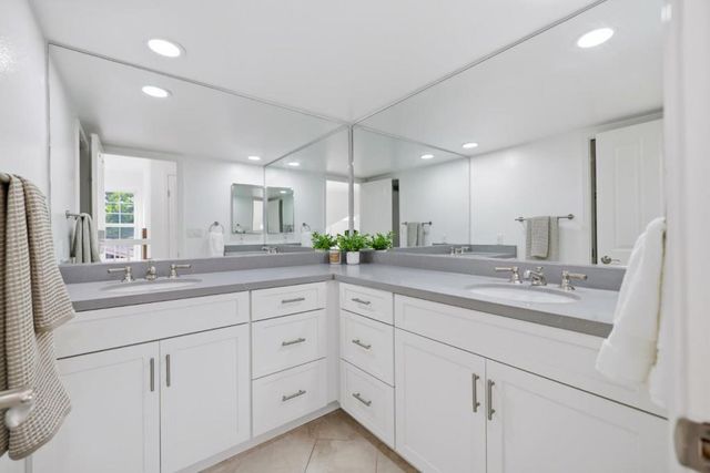 801 Grenada Lane, Foster City, CA 94404