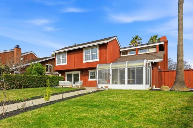 801 Grenada Lane, Foster City, CA 94404