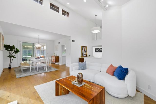 801 Grenada Lane, Foster City, CA 94404