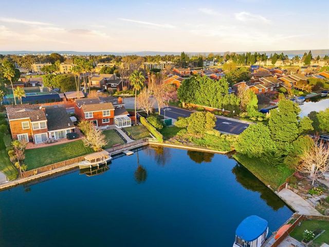 801 Grenada Lane, Foster City, CA 94404