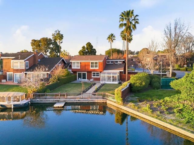 801 Grenada Lane, Foster City, CA 94404