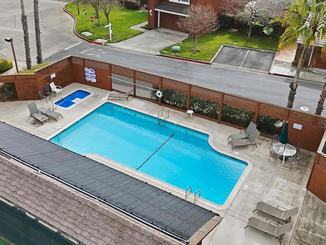 801 Grenada Lane, Foster City, CA 94404