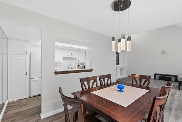 5725 Duncan Lane, Edina, MN 55436