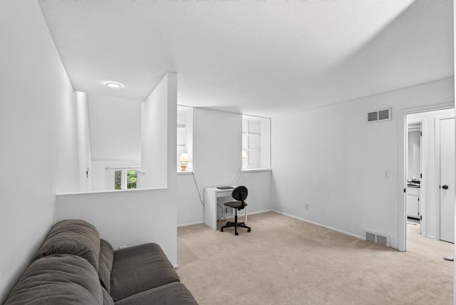 5725 Duncan Lane, Edina, MN 55436