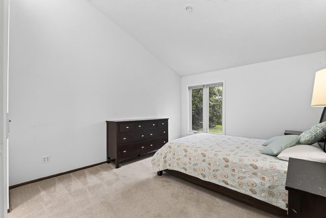 5725 Duncan Lane, Edina, MN 55436