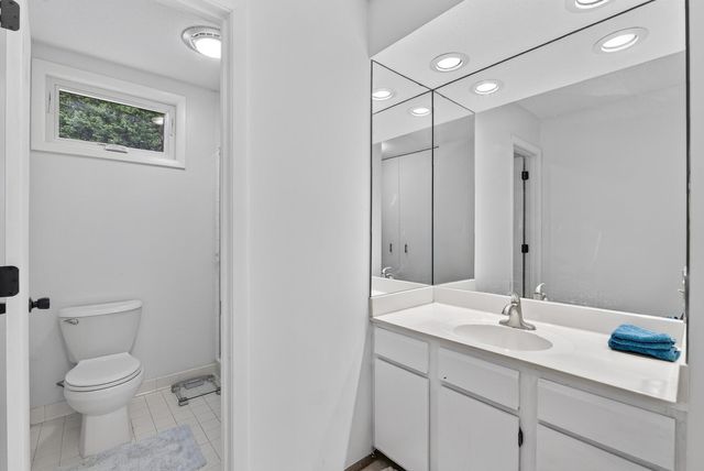 5725 Duncan Lane, Edina, MN 55436