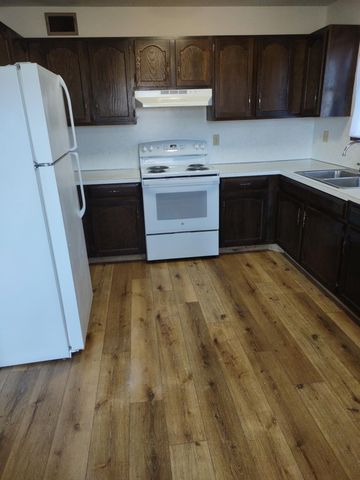 403 VOORHIS Street, Council Bluffs, IA 51503