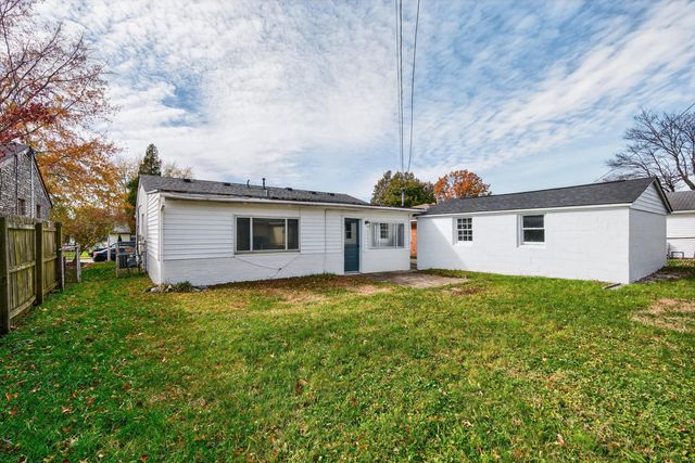 2113 St Teresa Drive, Lexington, KY 40502