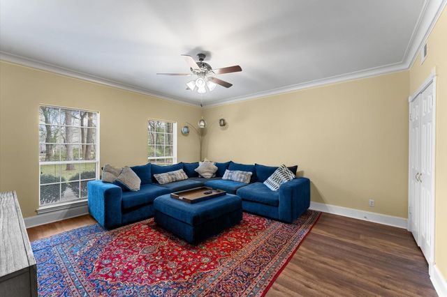 5437 Pine Springs Court, Conroe, TX 77304