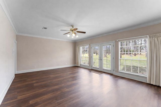 5437 Pine Springs Court, Conroe, TX 77304